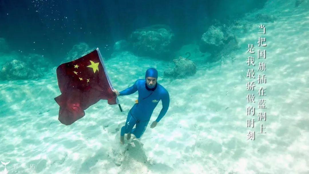 尼克·胡哲:刚出生就没有四肢,却娶了小6岁的美娇妻,生了5个娃